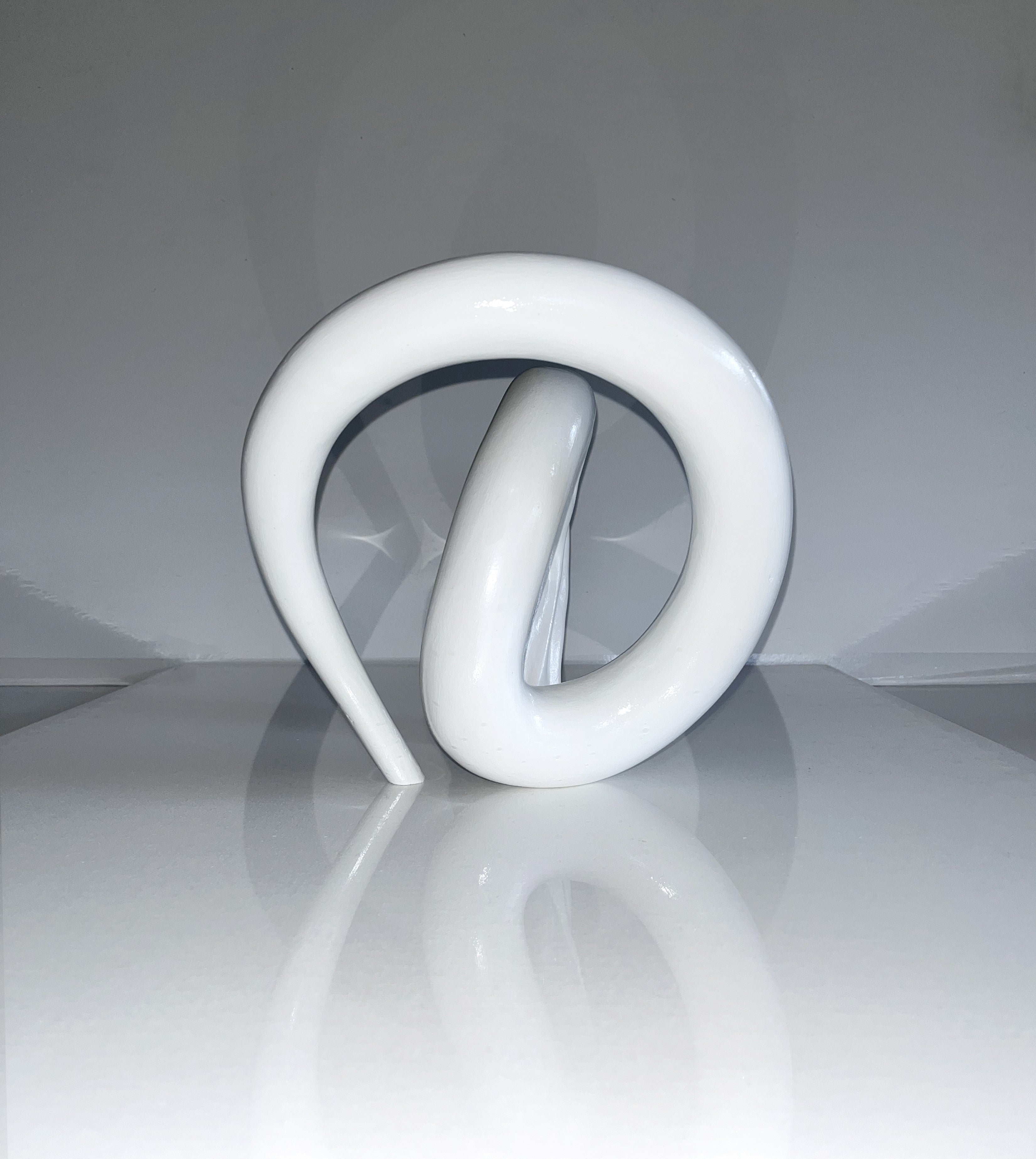 Contorted Glossy White
