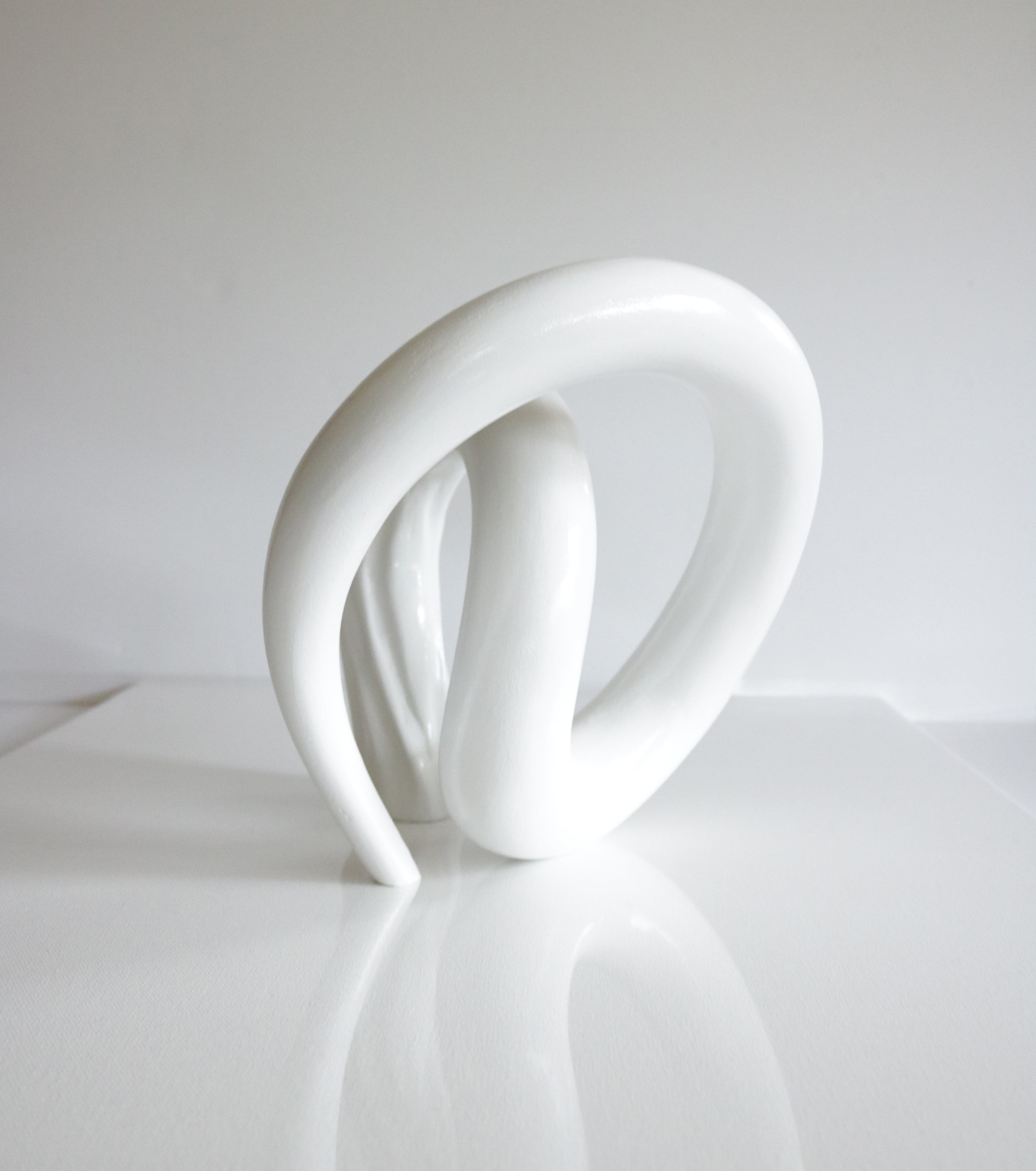 Contorted Glossy White