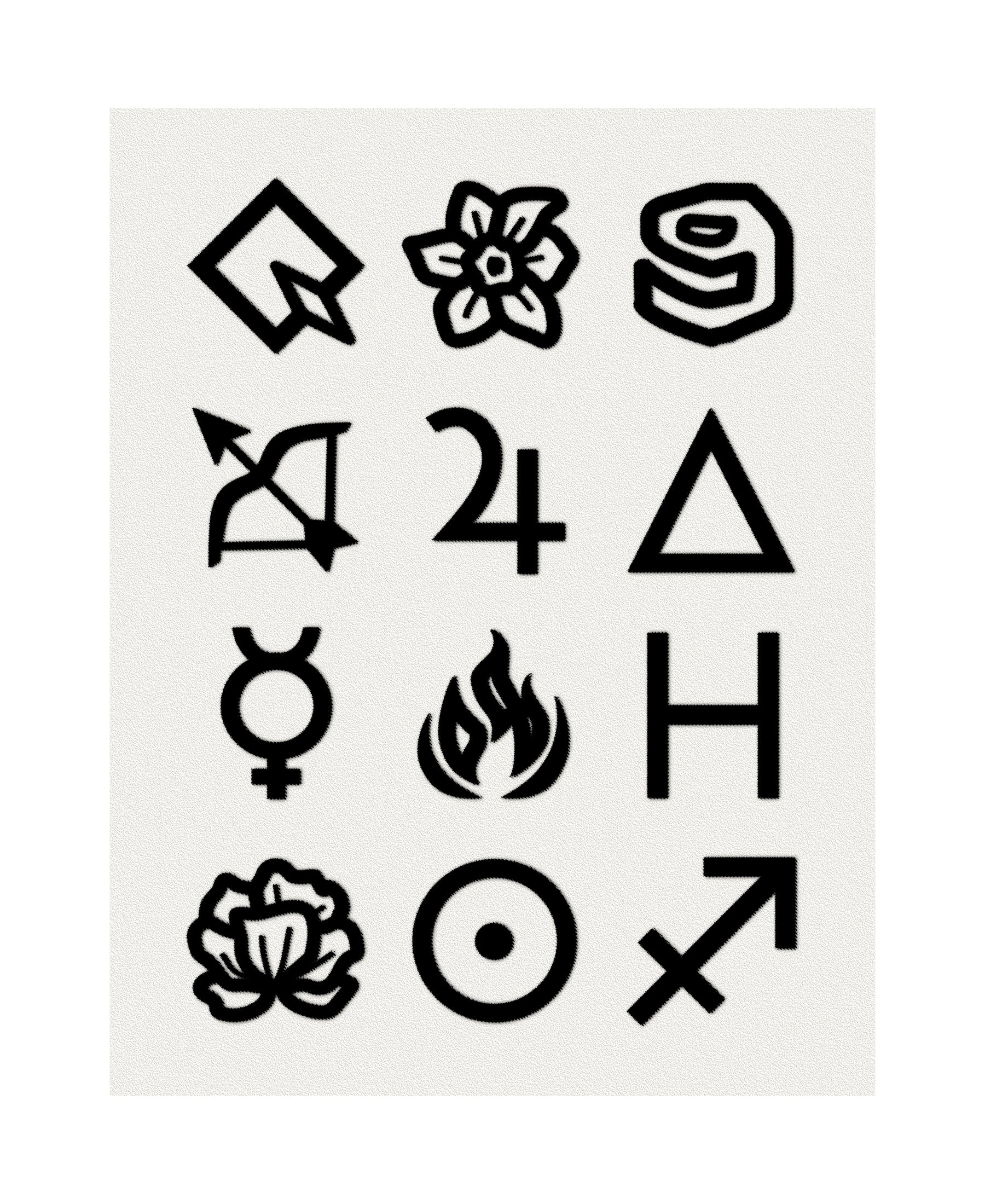 ZODIAC RUG MEDIUM