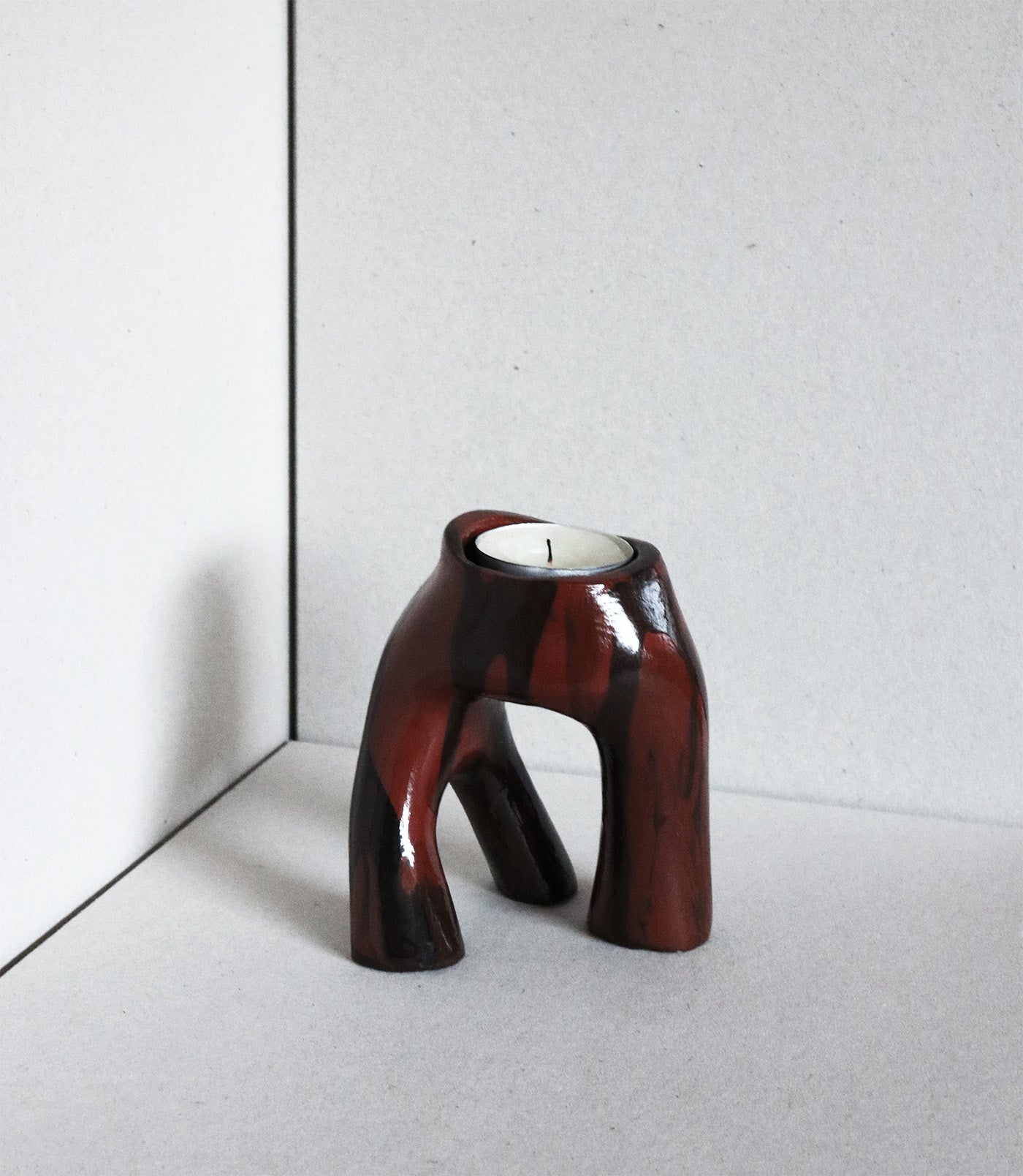Candle holder Maroon